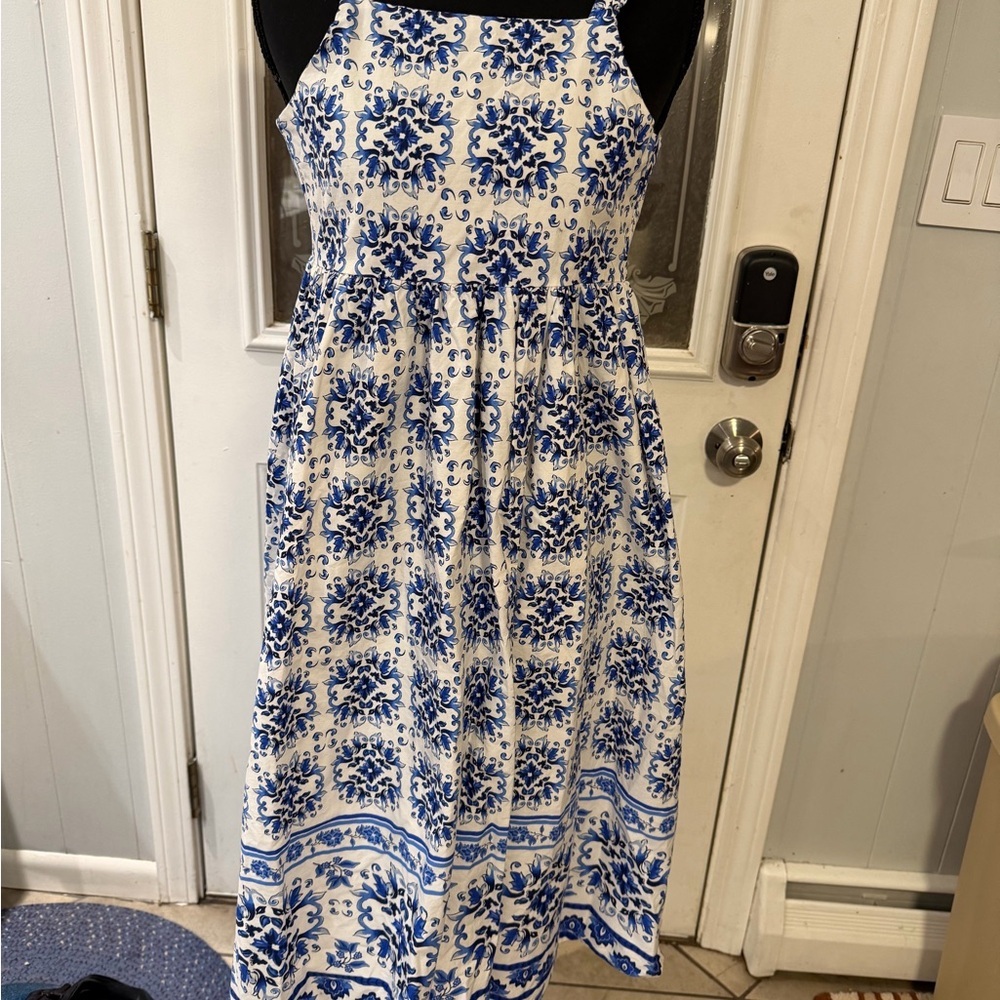 btween Floral Blue and White Midi Dress - Picture 4 of 5